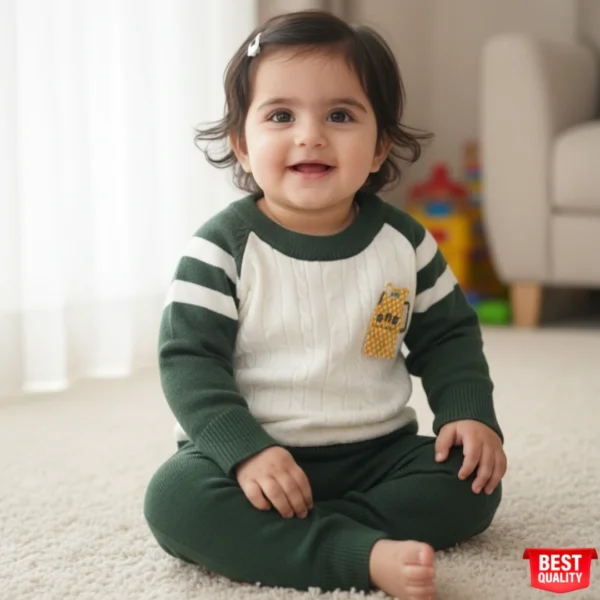 Comfy Green and White Baby Sweater Set – Soft, Stylish, and Cozy for Little Ones